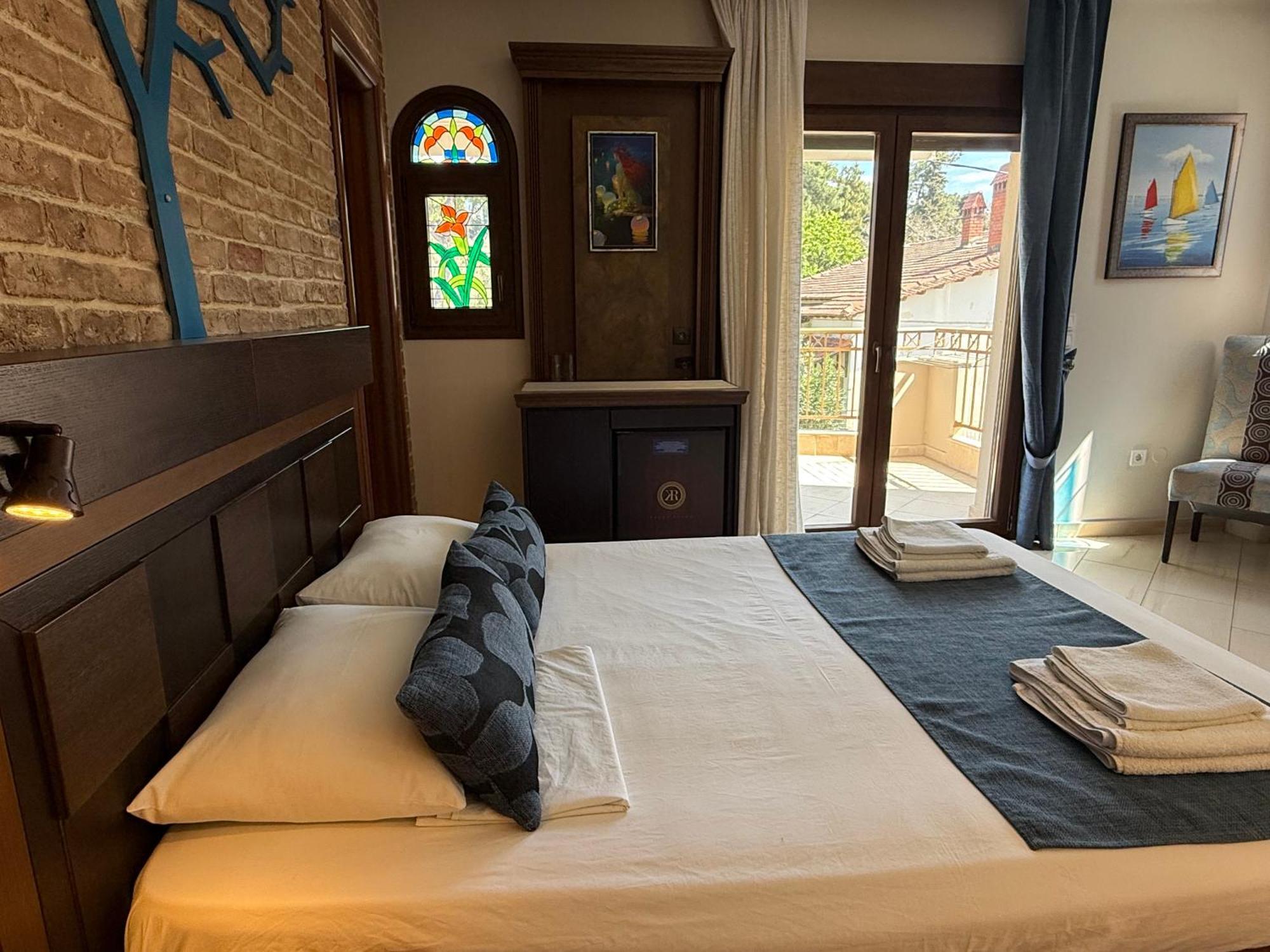 Kappa Rooms Boutique Hotel Nea Kallikrateia Esterno foto
